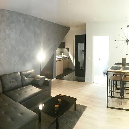 Beautiful In French Riviera Apartment *